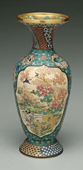 Unusual Kinkozan satsuma vase,