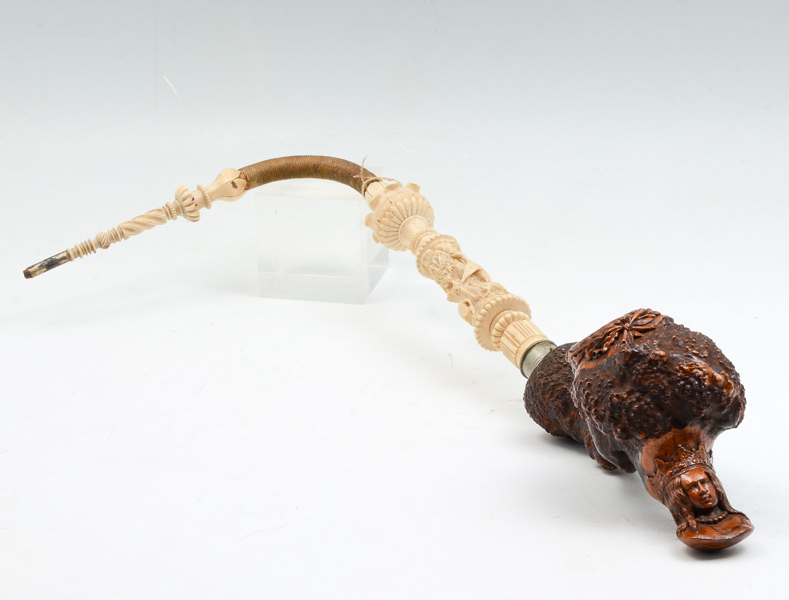 UNUSUAL LARGE BRIARWOOD &