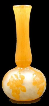 UNUSUAL LE VERRE FRANCE CAMEO