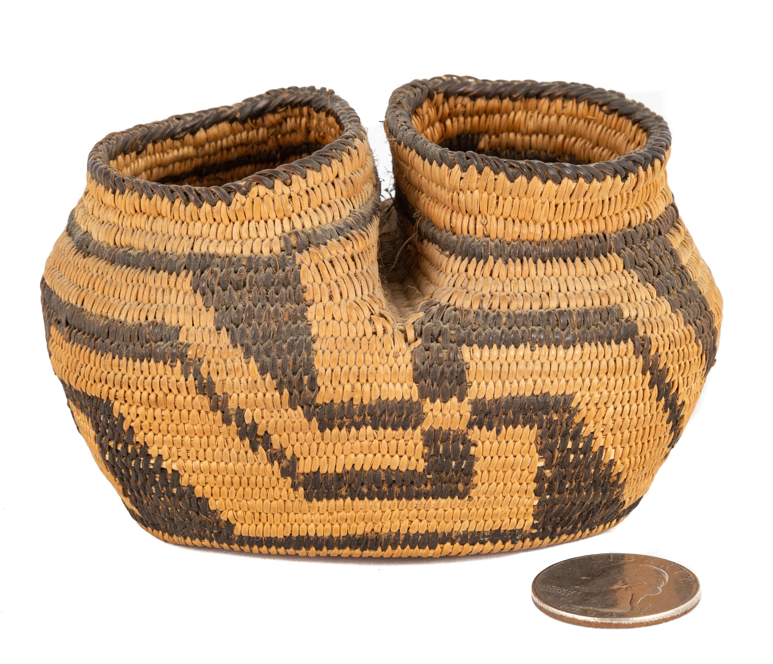 UNUSUAL NATIVE AMERICAN MINIATURE