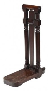 UNUSUAL REGENCY MAHOGANY STAND