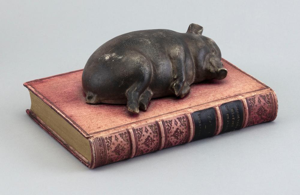 UNUSUAL RESIN PAPERWEIGHT LATE 20TH