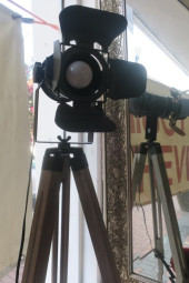 UNUSUAL SPOTLIGHT TRIPOD FLOOR