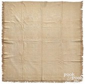 UNUSUAL WHITEWORK COVERLETUnus