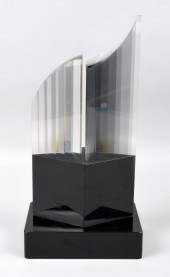 'UP AND DOWN' GLASS SCULPTURE