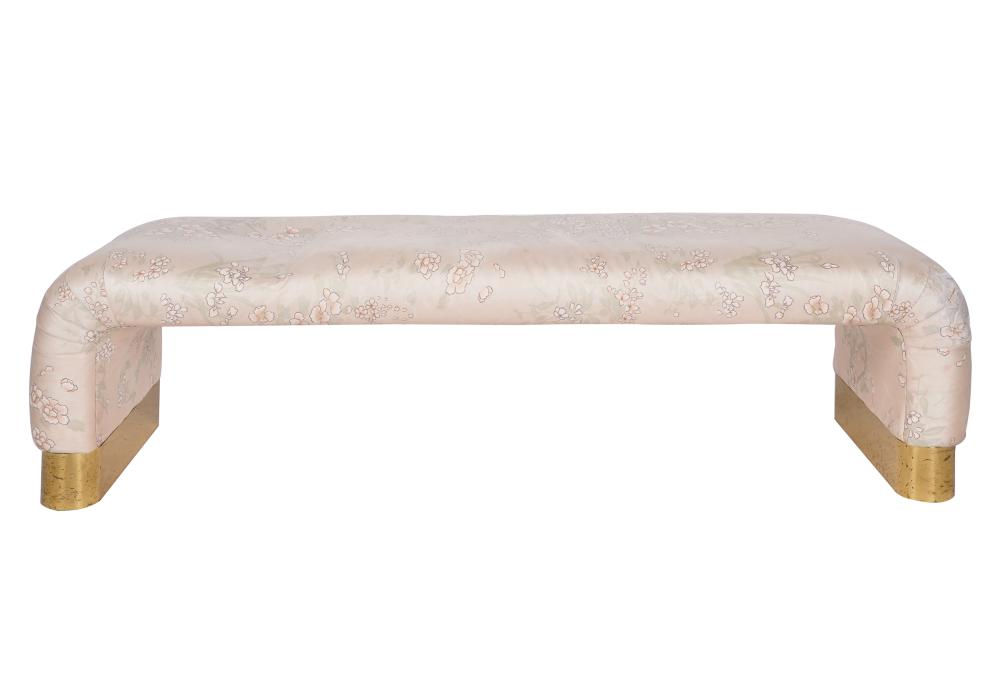 UPHOLSTERED BENCHbrass-finish