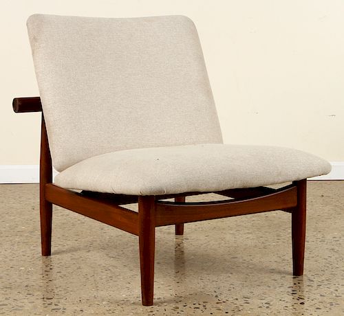 UPHOLSTERED CHAIR MANNER OF FINN