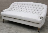 UPHOLSTERED SCROLL ARM SOFA Tu