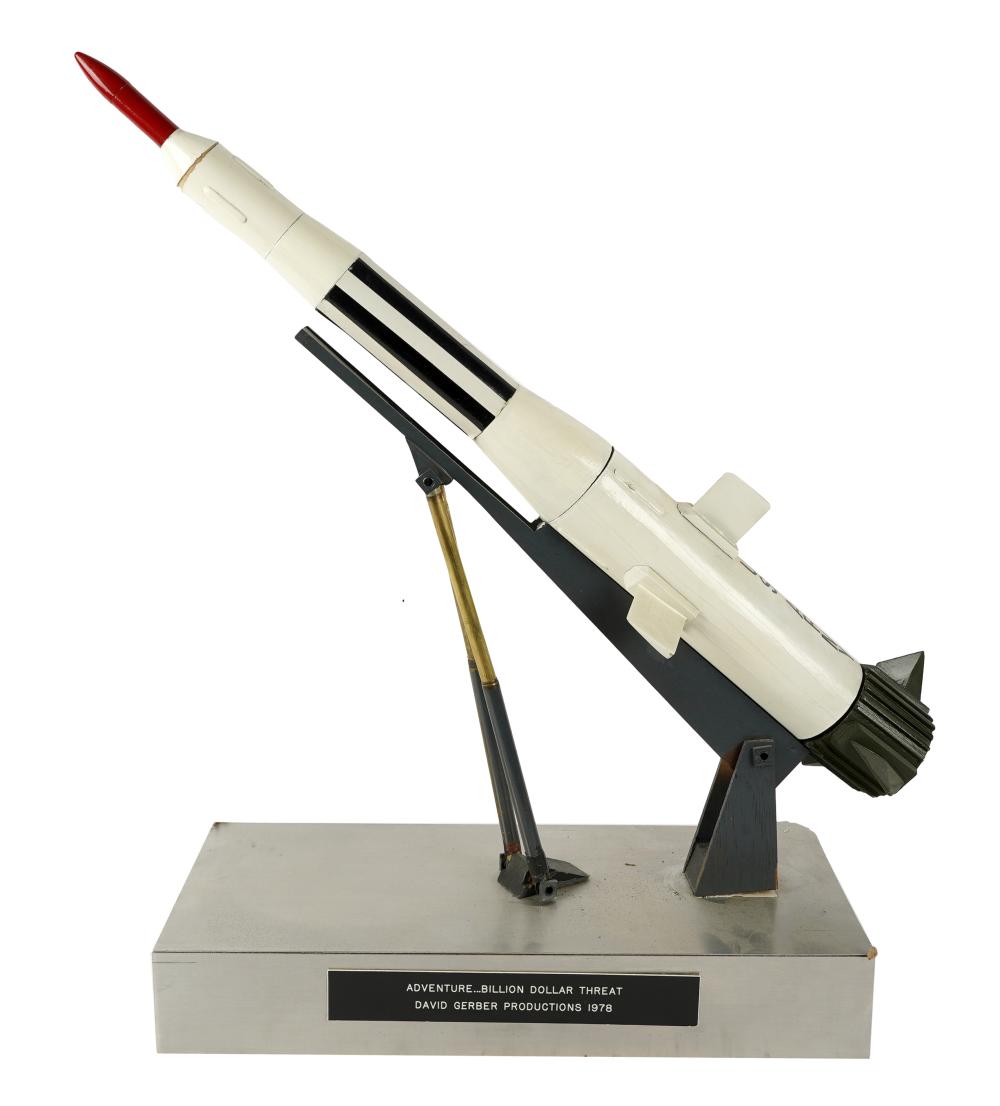 US ARMY MISSILE MODELpainted wood