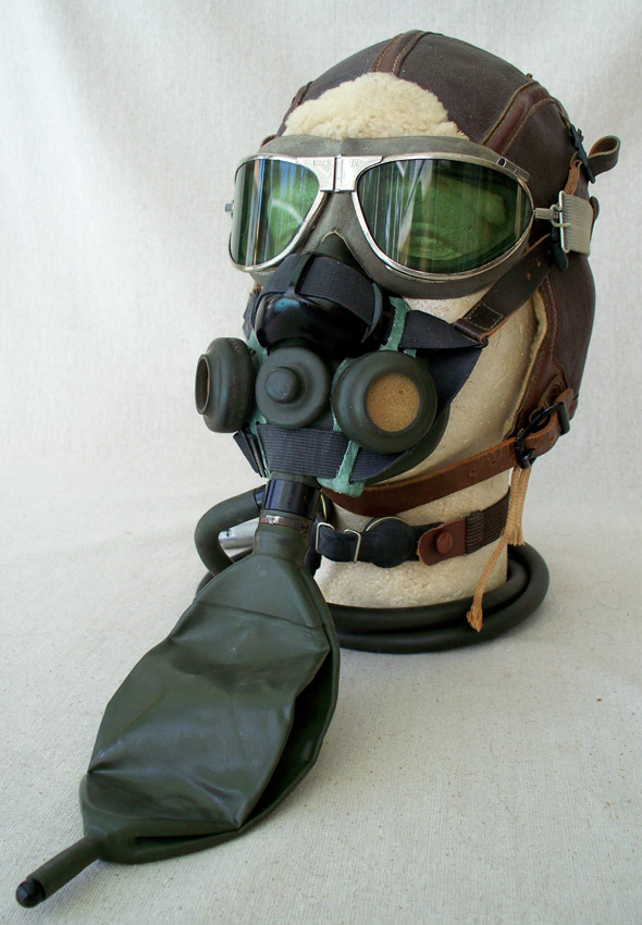 US NAVY AVIATOR LEATHER HELMET TYPE