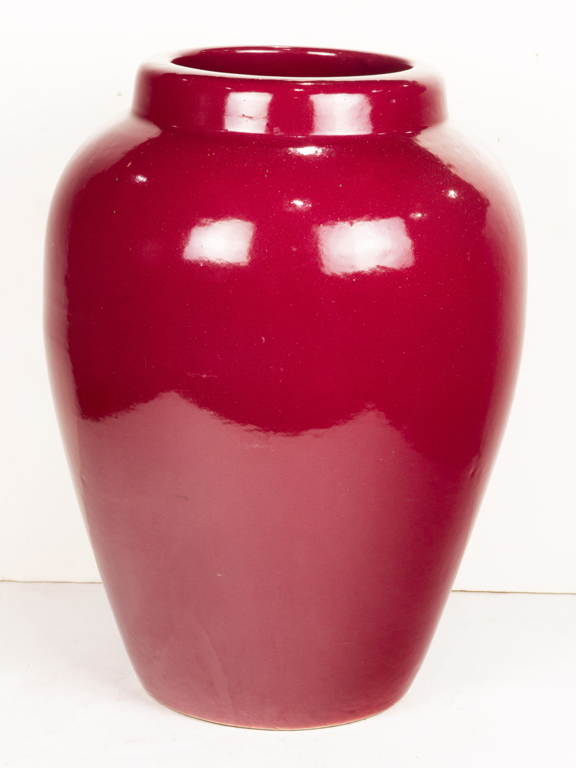U.S. POTTERY BURGUNDY OIL JAR