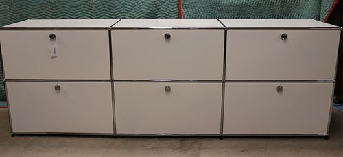 USM HELLER WHITE LACQUER & CHROME
