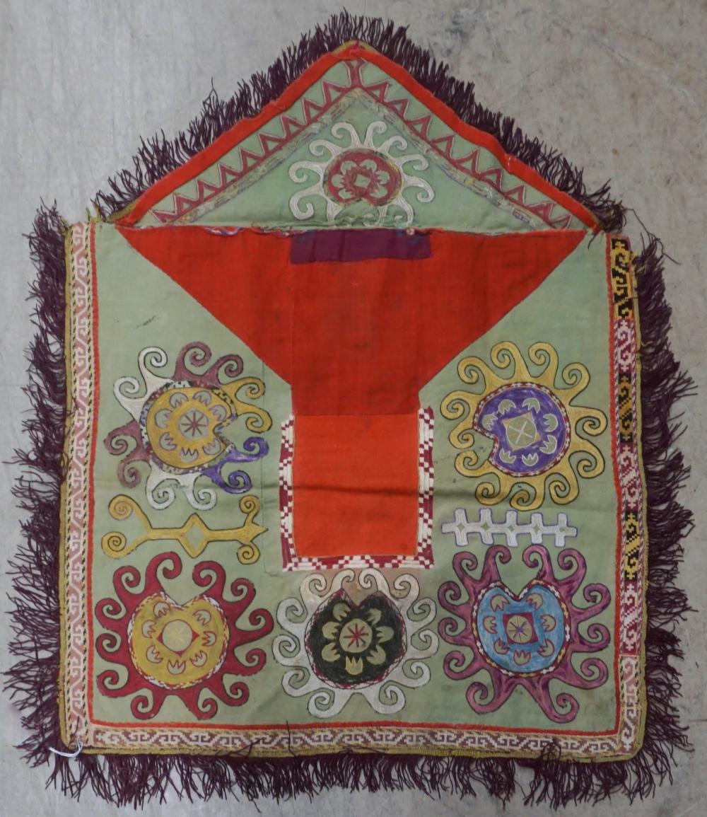 UZBEK EMBROIDERED SILK WALL