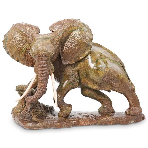 V. NGWENYA (ZIMBABWE) CARVED