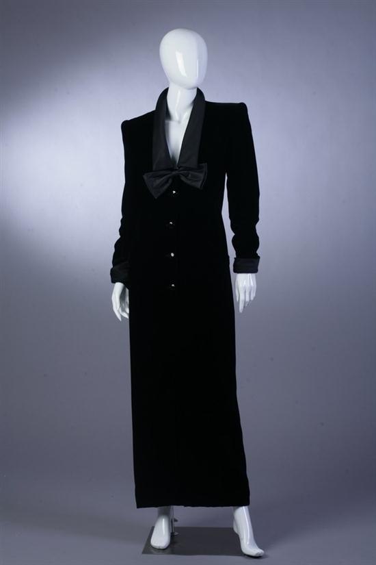 VALENTINO BLACK VELVET EVENING