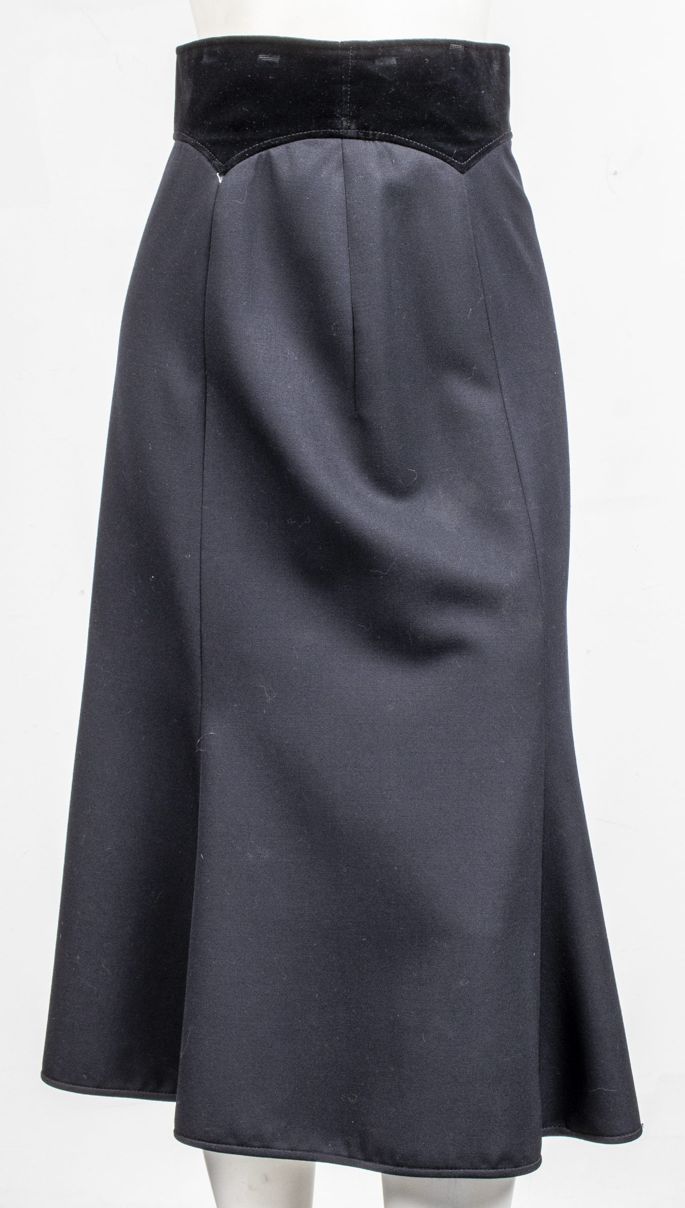 VALENTINO BOUTIQUE LONG BLACK SKIRT