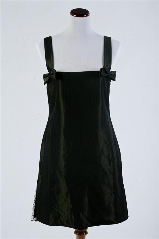 VALENTINO DARK GREEN LAM?