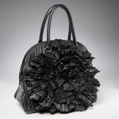 VALENTINO GARAVANI BLACK PETAL