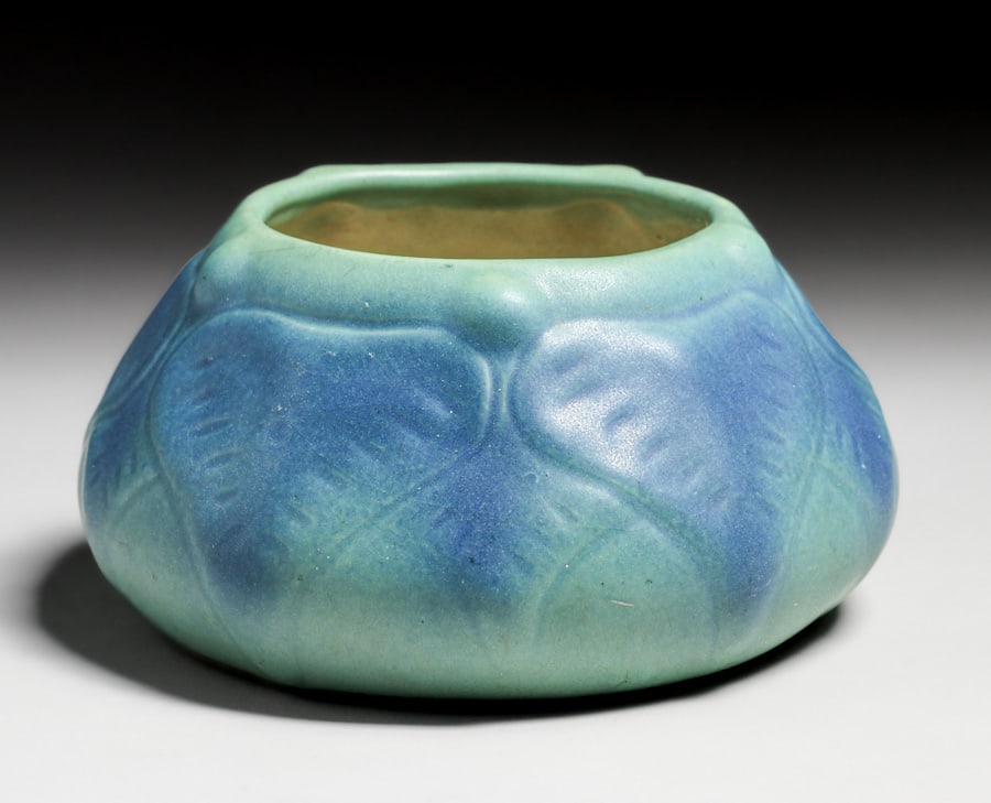 VAN BRIGGLE #858 MATTE TURQUOISE