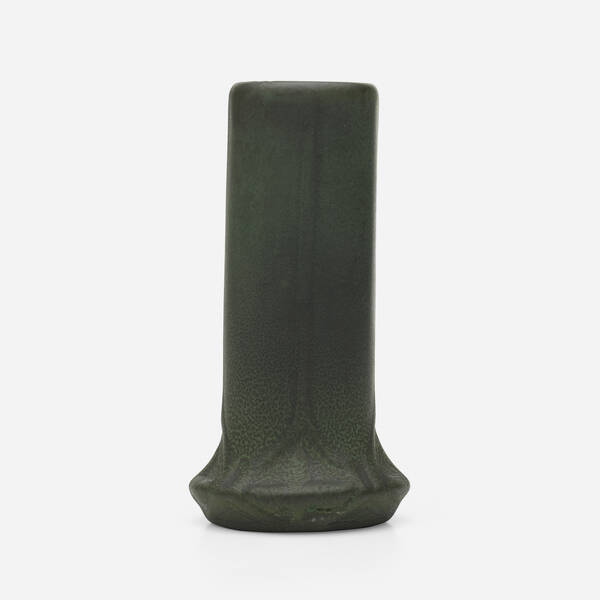 Van Briggle Pottery. Vase. 1906,