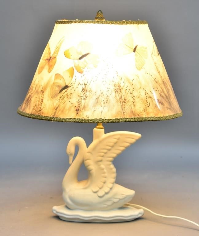 Van Briggle swan lamp with original