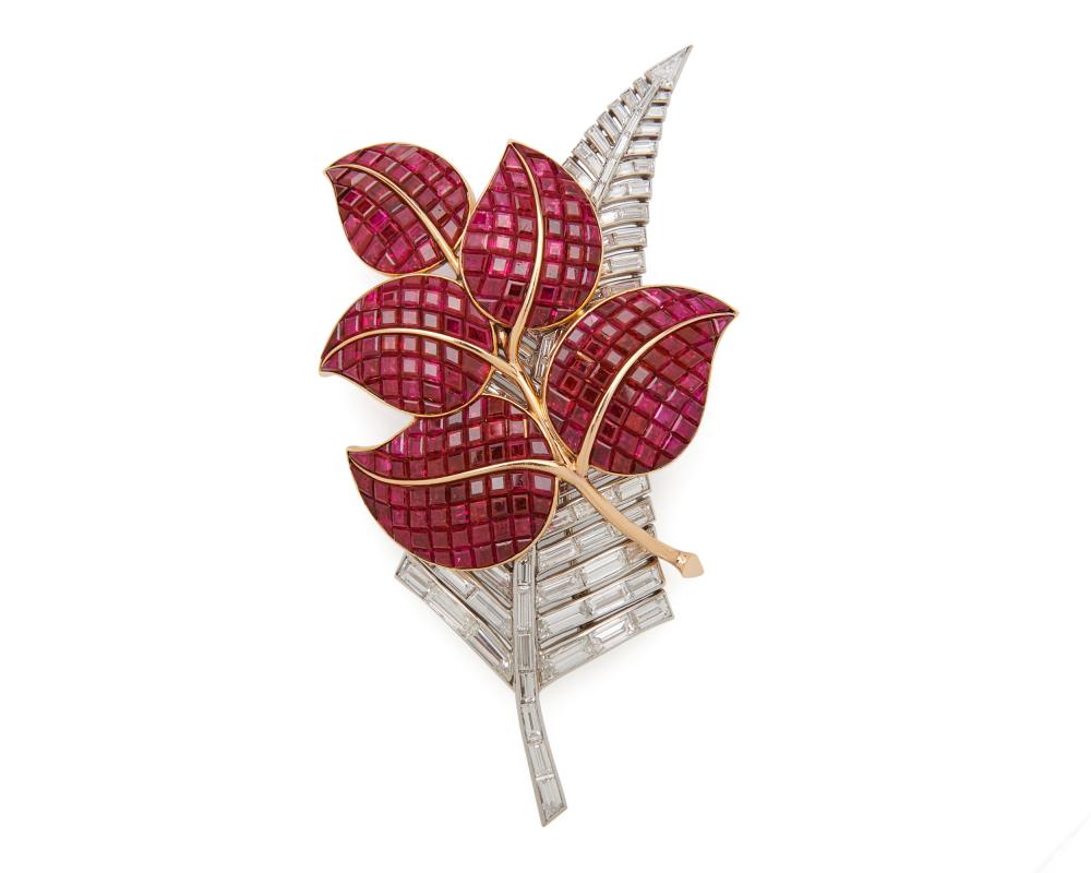 VAN CLEEF & ARPELS 18K GOLD,