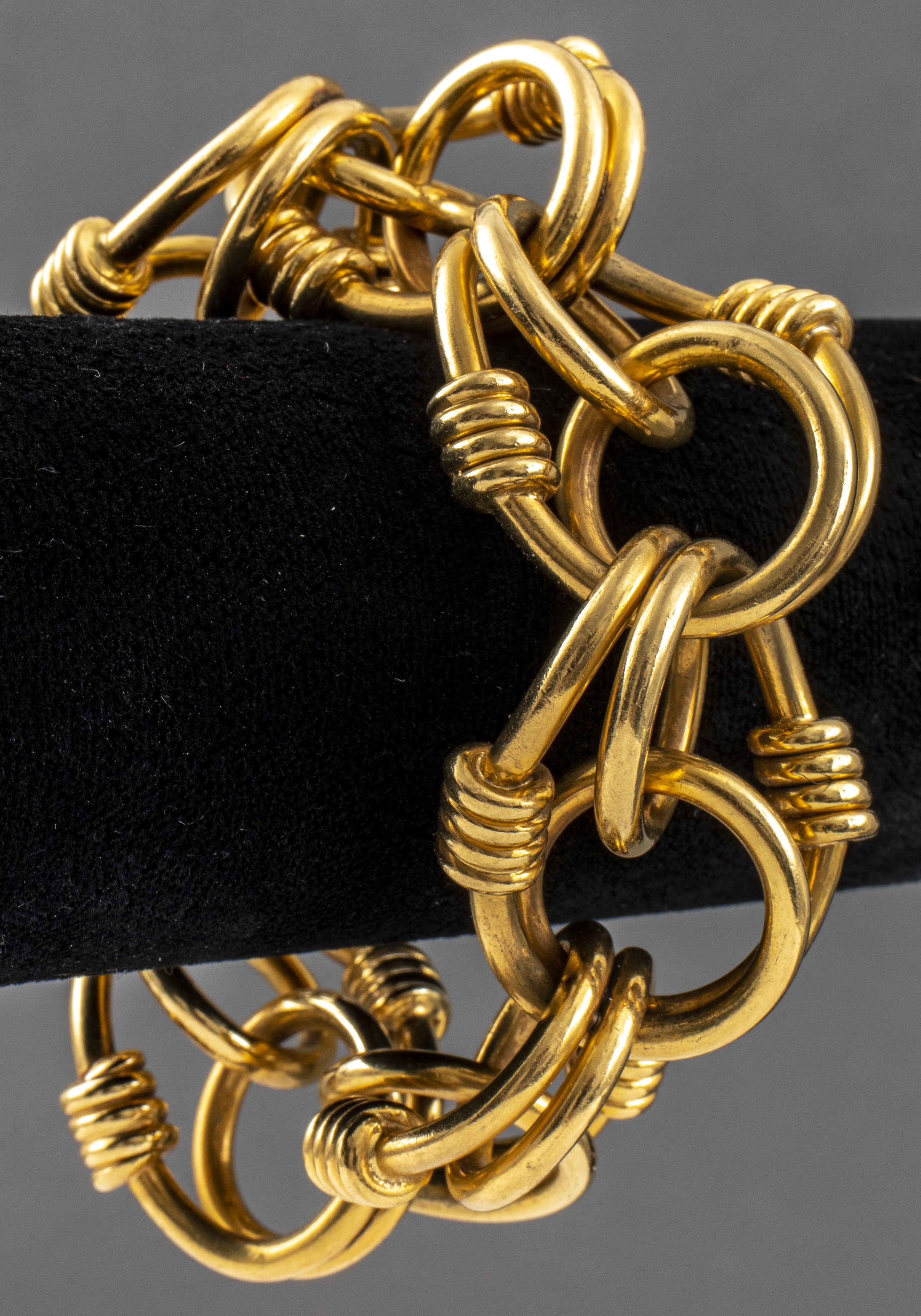 VAN CLEEF & ARPELS 18K YELLOW