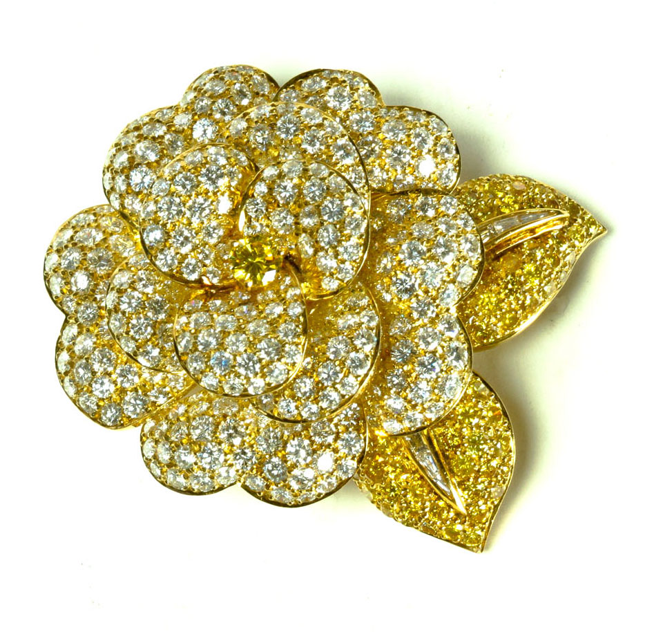 VAN CLEEF & ARPELS YELLOW DIAMOND