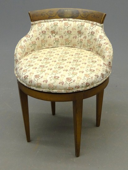 Vanity swivel chair. 26 1/2'' Ht.