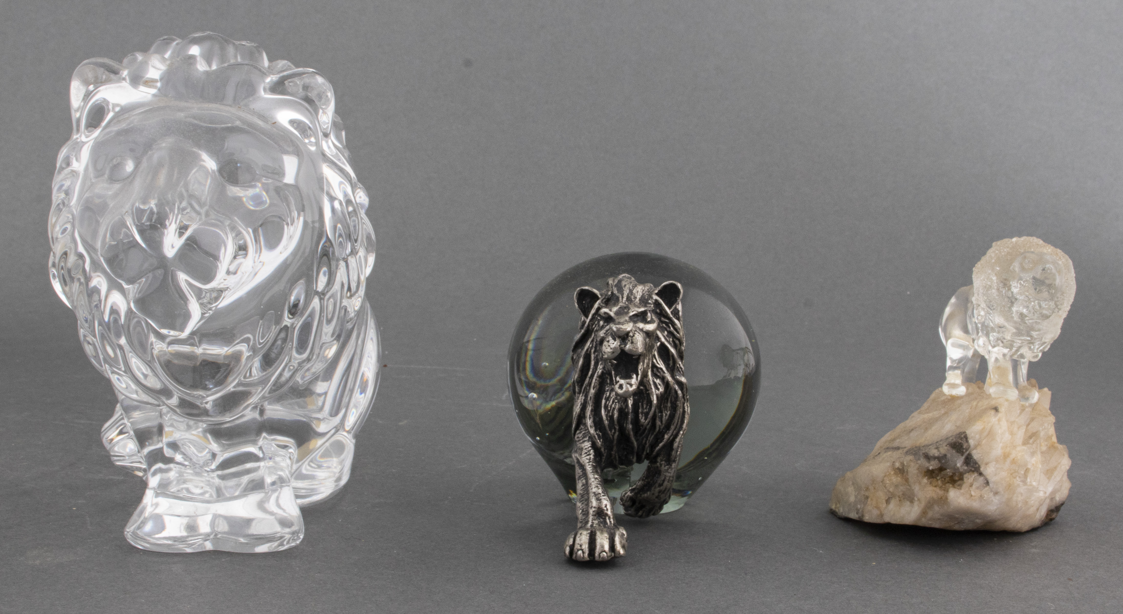 VANNES FRANCE CRYSTAL LION