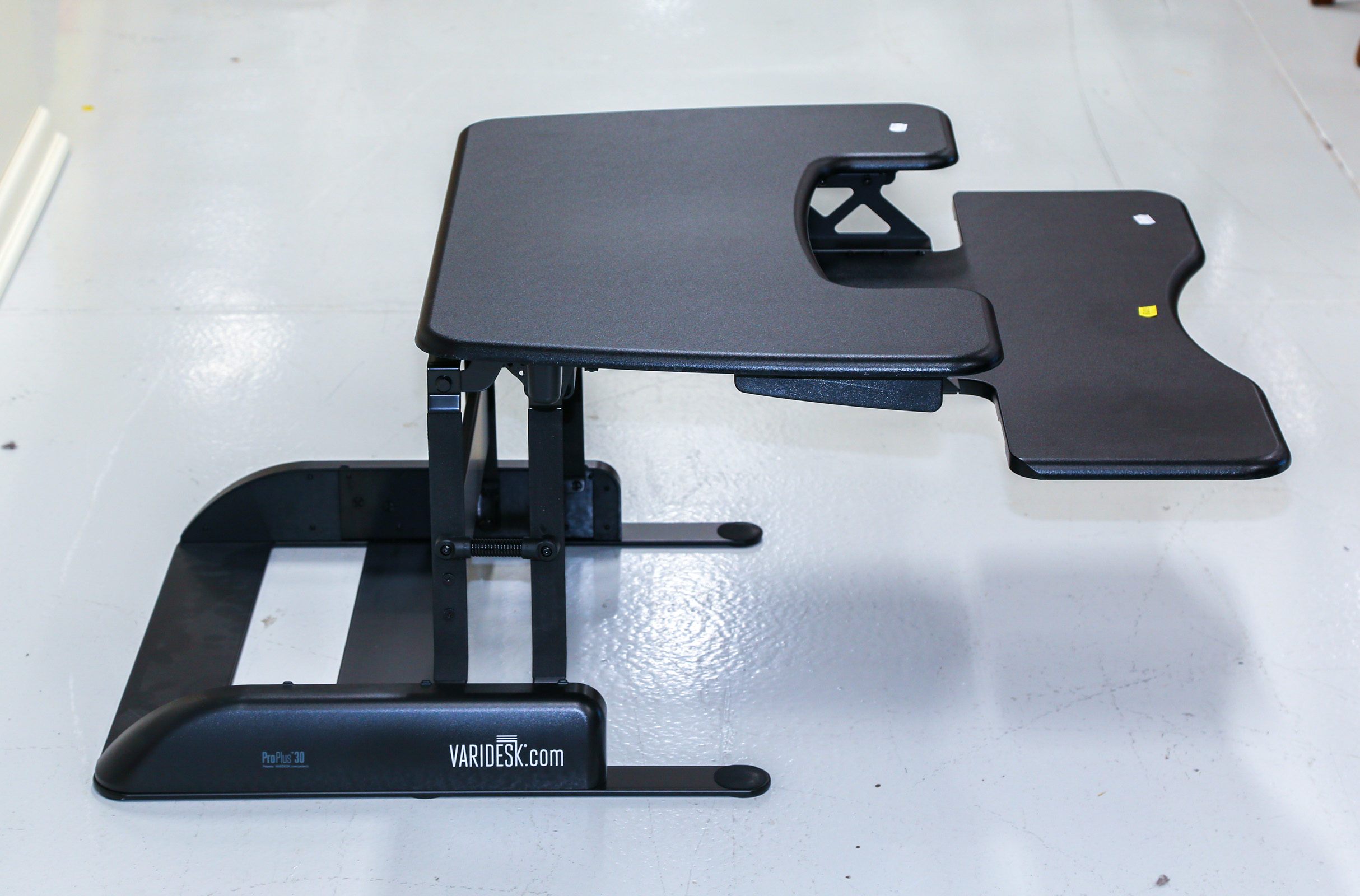 VARIDESK DESKTOP COMPUTER RISER