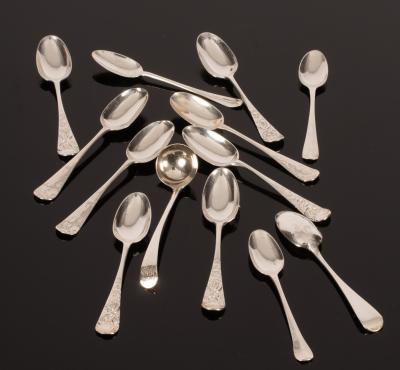 Various silver teaspoons and a