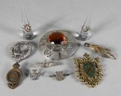 VARIOUS VINTAGE PINS & RINGSA