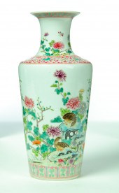VASE.  China  late 19th-early