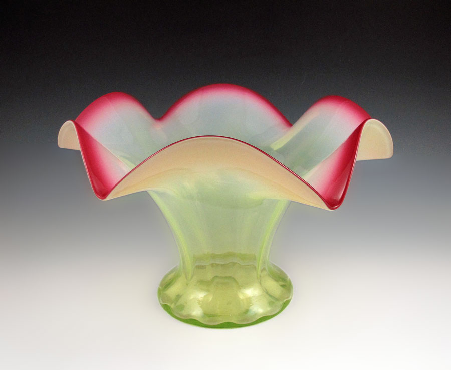 VASELINE GLASS CASE WITH