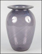 VEART VENETIAN GLASS VASE. Und