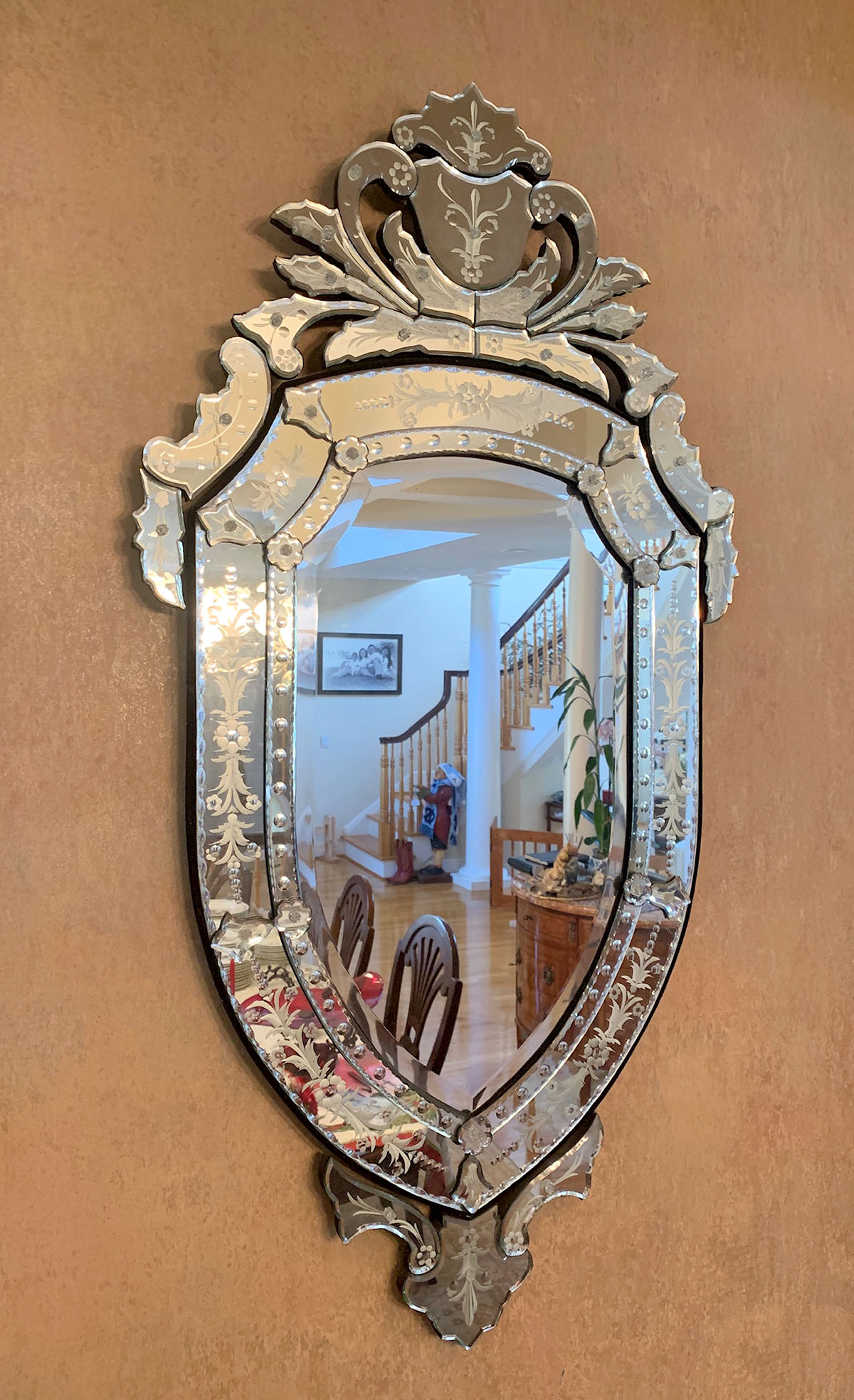 VENETIAN HOLLYWOOD REGENCY STYLE
