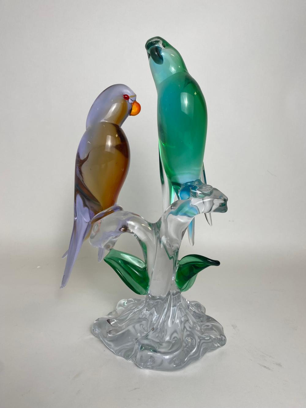 VENETIAN INTERNALLY DECORATED GLASS