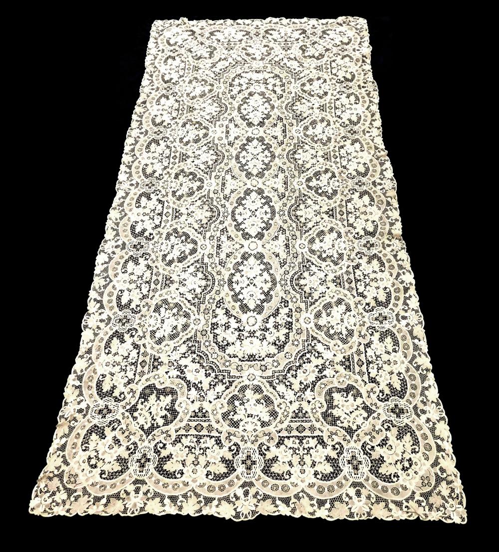 VENETIAN LACE BANQUET TABLECLOTH,