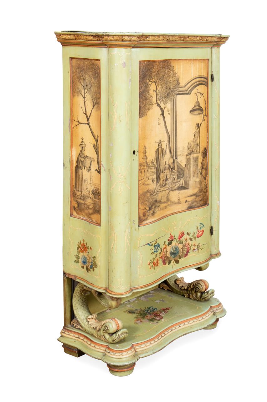VENETIAN STYLE CHINOISERIE