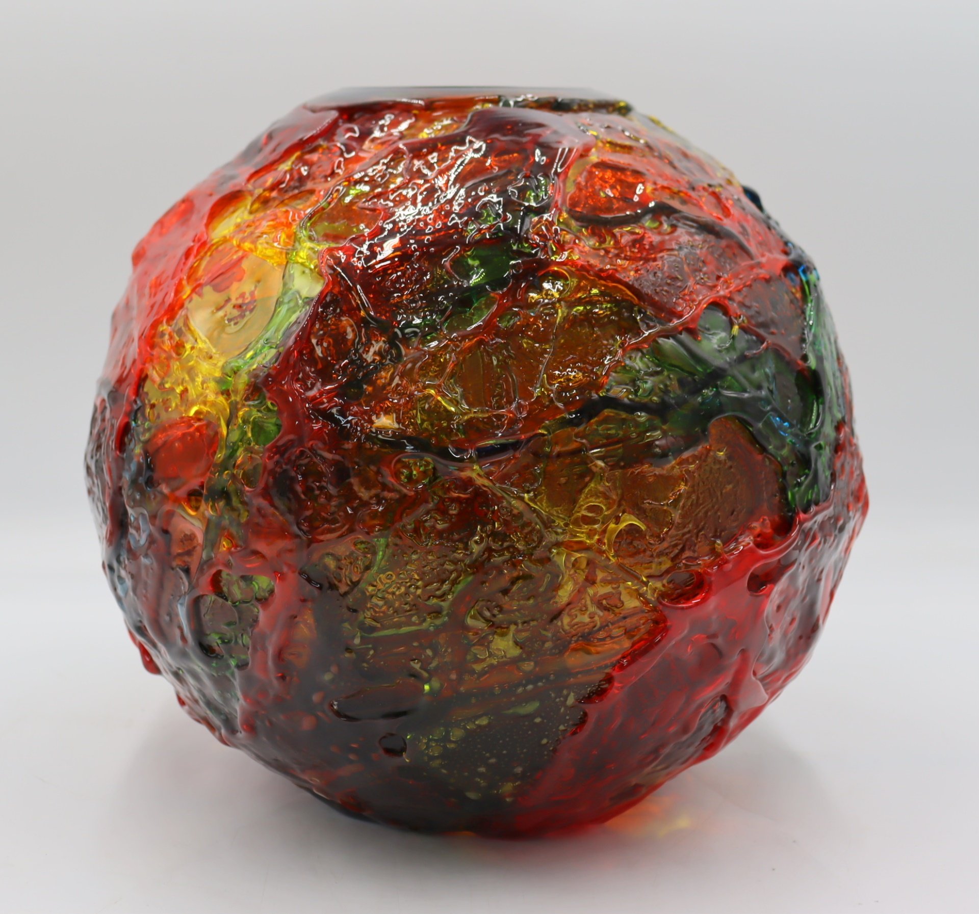 VENINI VASE BY GAE AULENTI