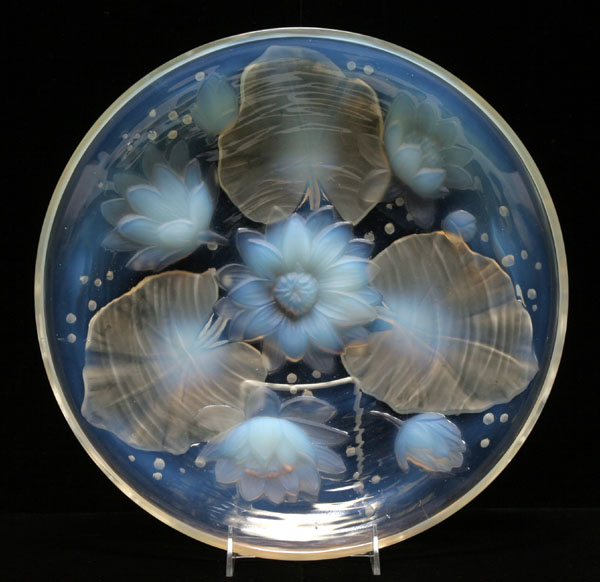 Verlys French opalescent art