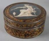 VERNIS MARTIN SNUFF BOX INSET