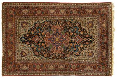 Very fine Kashan rug, elaborate