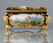 VERY GOOD PORCELAIN TABLE CASK
