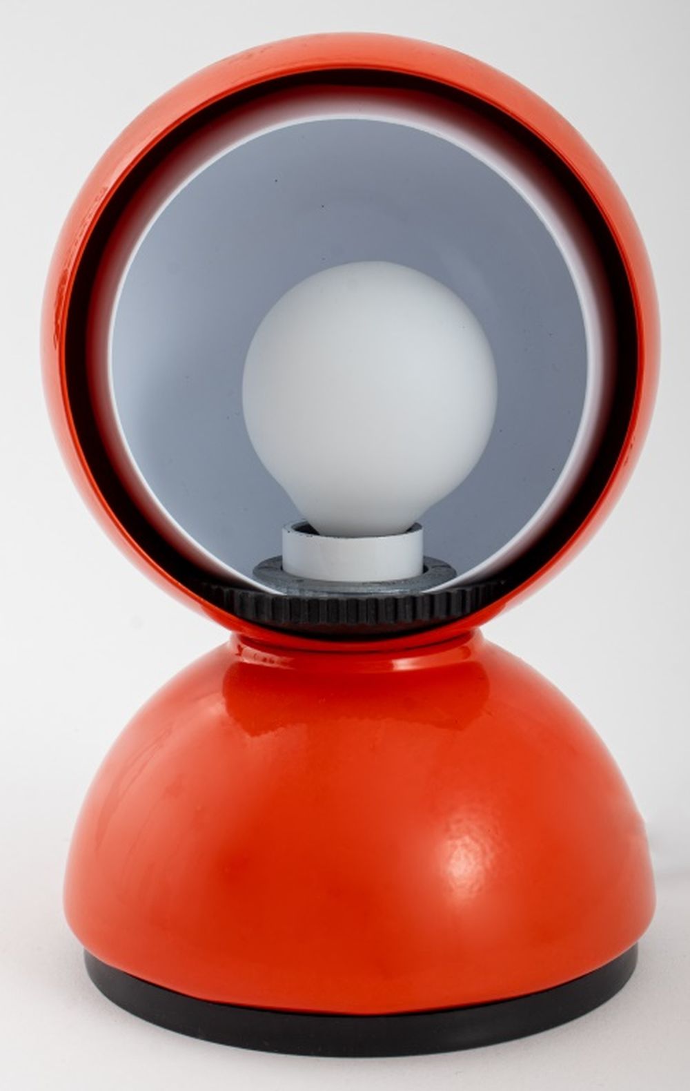 VICO MAGISTRETTI FOR ARTEMIDE