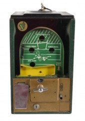 VICTOR FOOTBALL PINBALL STYLE