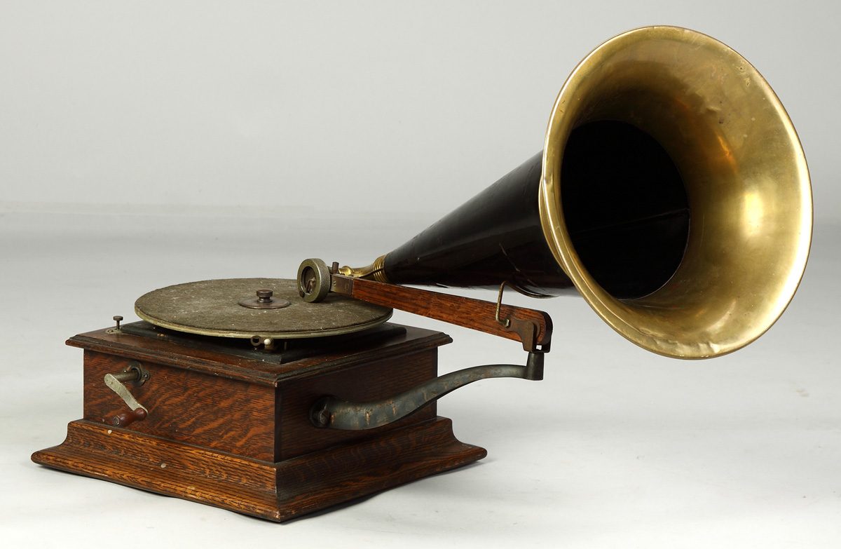 Victor Type 'P' Serial #5512.