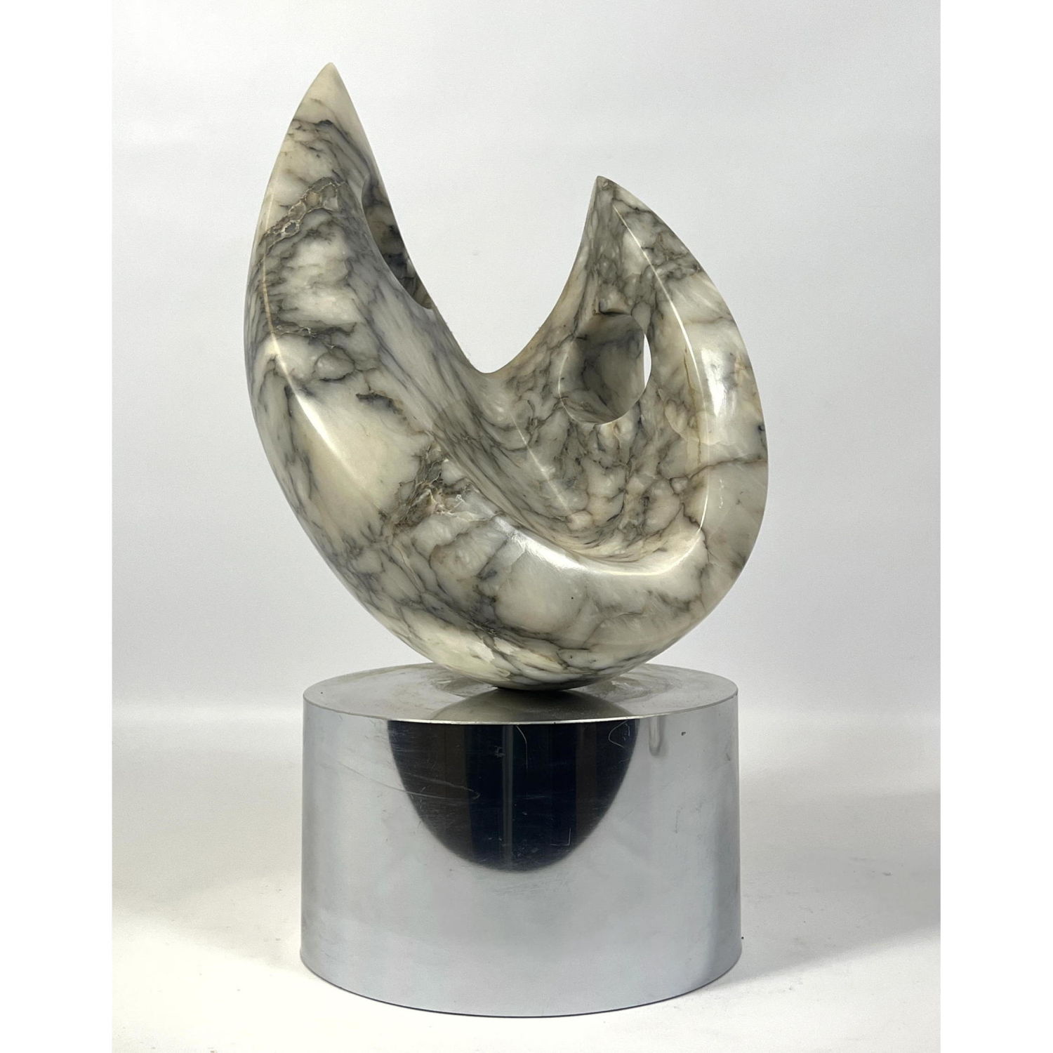 VICTORIA BLUMBERG Brain Alabaster