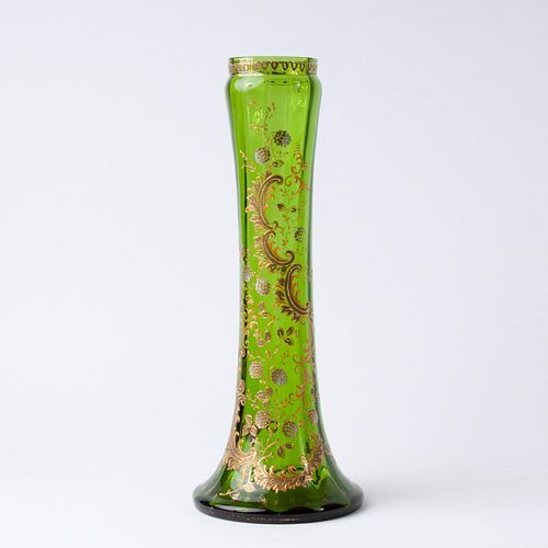 VICTORIAN 16" GREEN ART GLASS